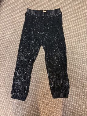 Alice + Olivia Black Sequin Capri Jogger Pants